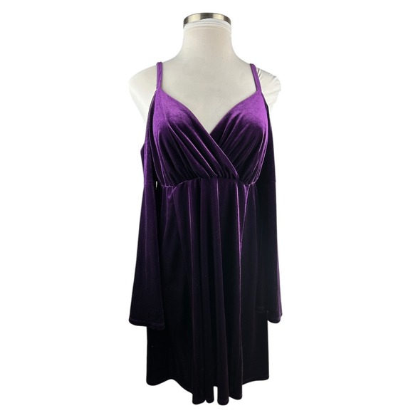 *Flawed Torrid Mini Velvet Cold Shoulder Surplice Dress Purple Size 1X No Tie - Picture 15 of 16